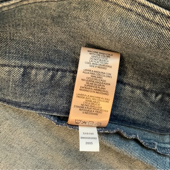 Seven7 Premium Denim Jean Jacket Floral Embroidered Size 2X - Picture 9 of 9